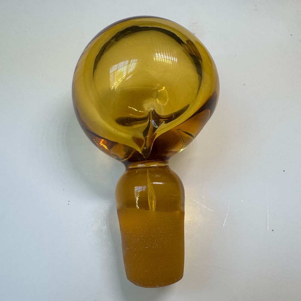 Blenko glass specialty line Emporium decanter 7836 stopper color wheat